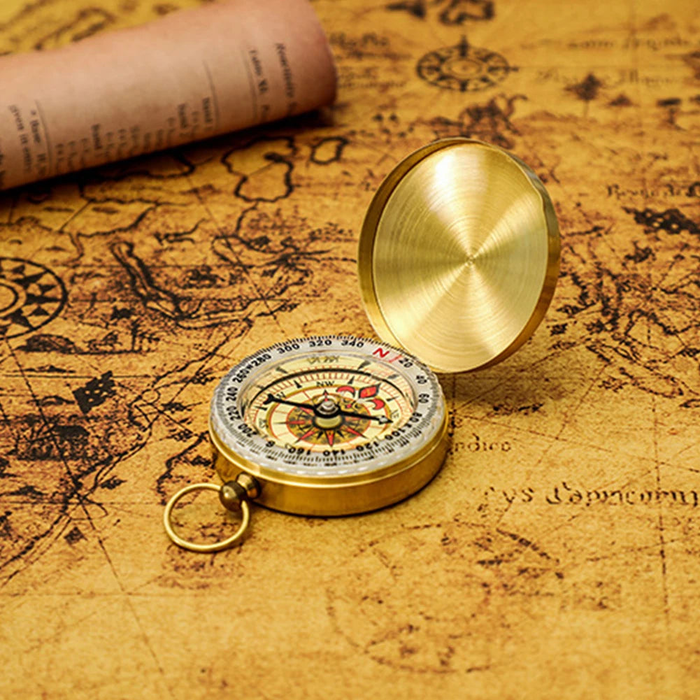 Mini Portable Camping Hiking Pocket Brass Golden Compass Portable Compass Navigation for Outdoor Activities Retro Flip Compasses