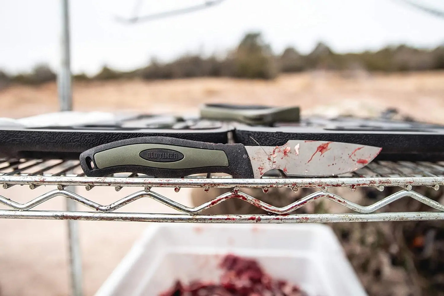 Complete Hunting & Outdoor Kit with Knives, Shears, Saw, Sharpener & Case for Field Dressing