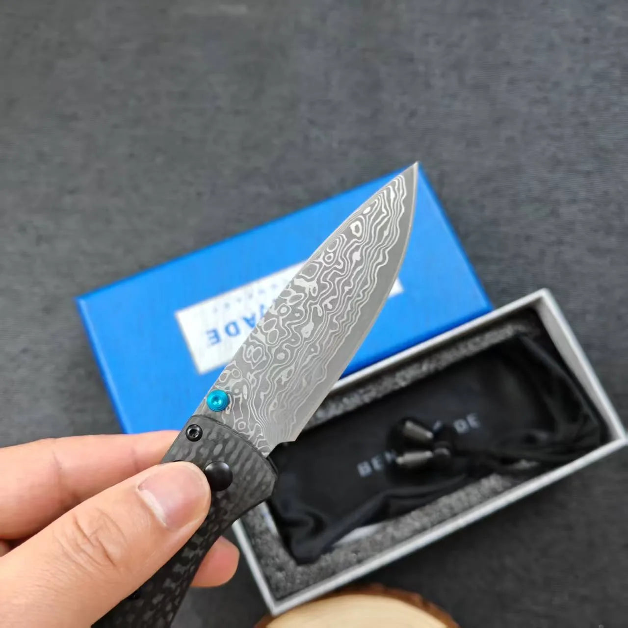 535 Bugout Outdoor Folding Pocket Knife Damascus Steel Carbon Fiber Handle Hunting Tactical Knife Camping Fishing EDC Tool