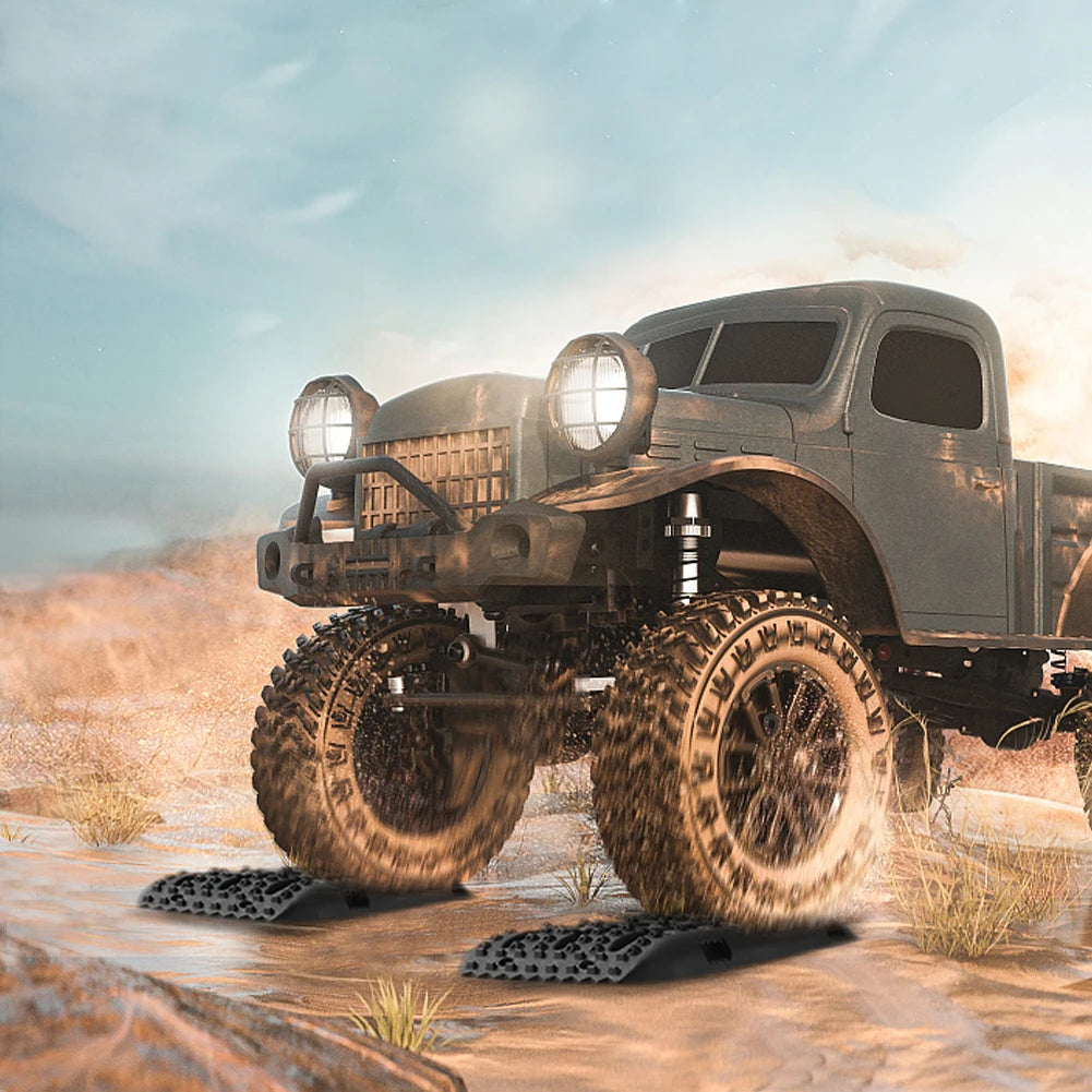 Traction Board Anti-Skid Emergency Traction Mat 2PCS/Set Car Emergency Escape Mat Mud Sand Traction Assistance for Vehicles