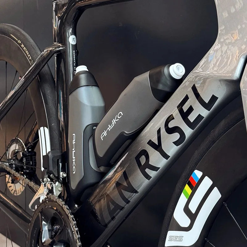 AhyKa Aerodynamic Bike Water Bottle Set 600ml Lightweight Road Bike Cycling Water Bottle Squeeze to Drink Design